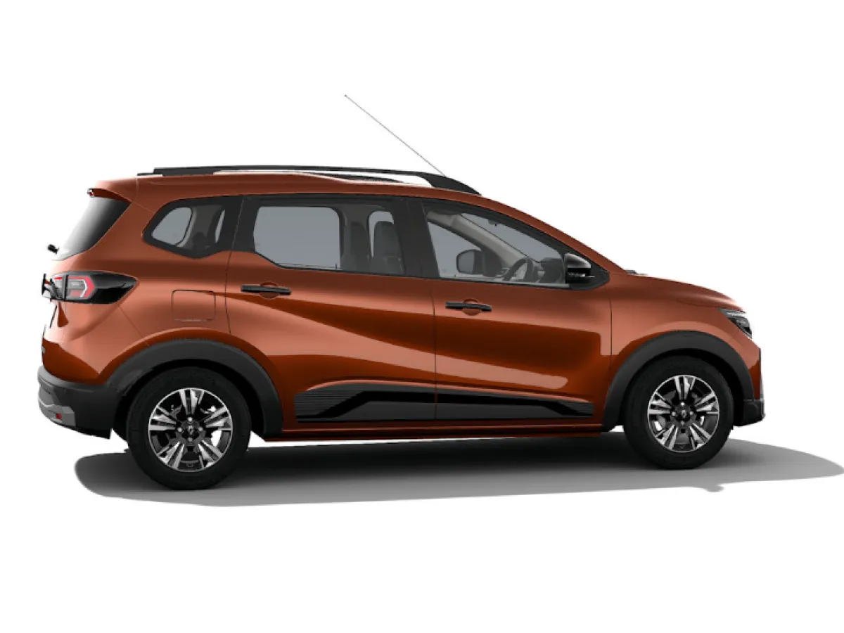 Renault Triber Emotion CNG